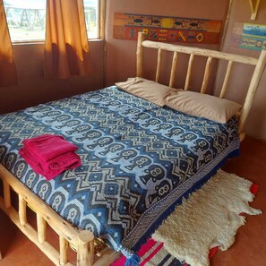 Basic Double Room, Lagoon View | In-room safe - Pachamama Hampina Wasi Centro Ancestral (Maras)