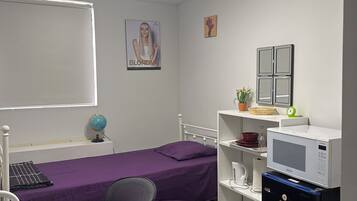 Iron/ironing board, WiFi