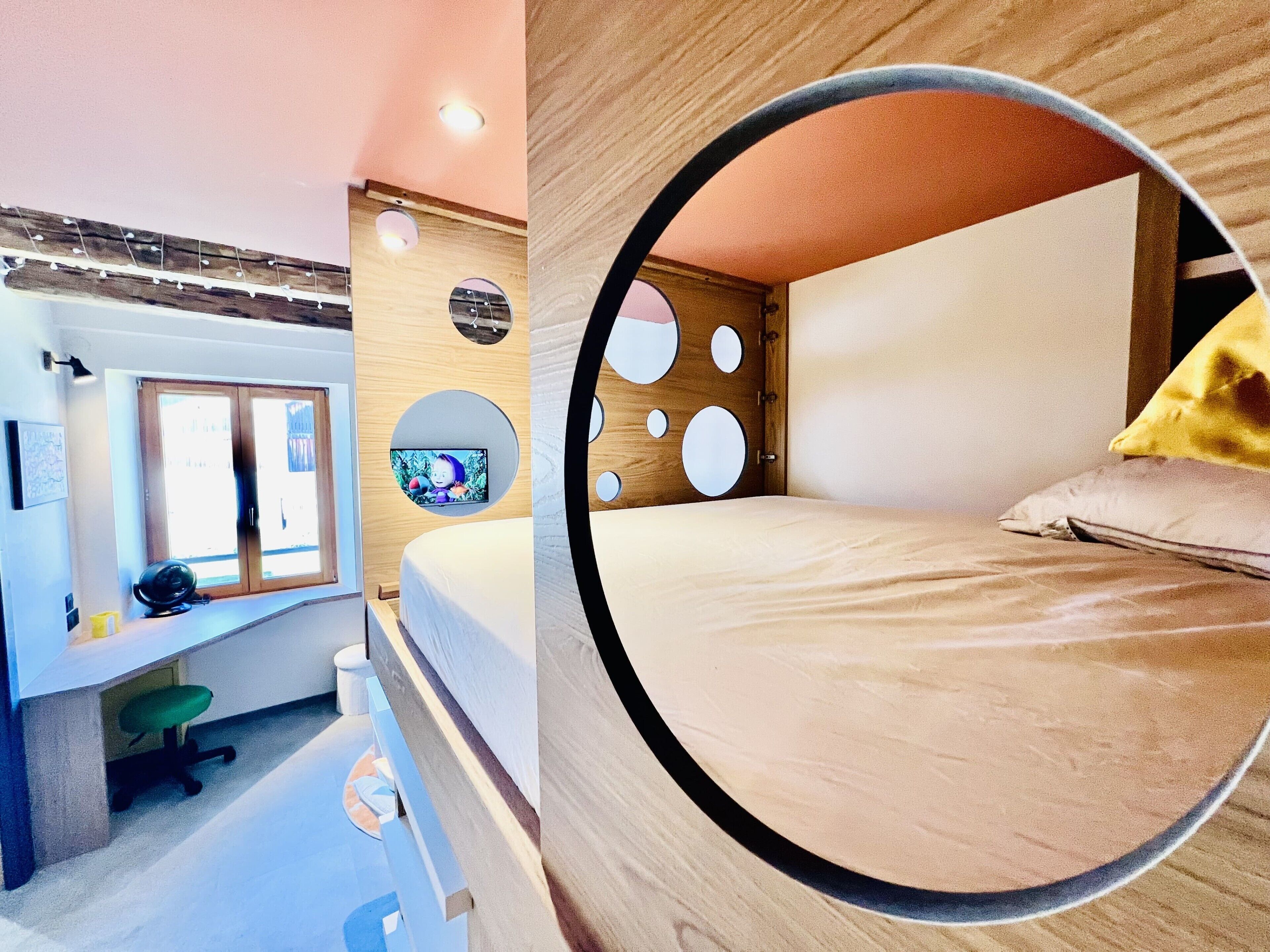 1 bedroom, iron/ironing board