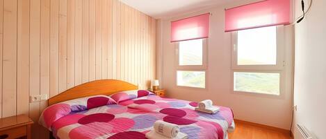 1 habitación, wifi y ropa de cama