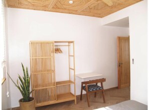 Desk, laptop workspace, free WiFi - Dar Makai Surf Hotel (Tamraght)