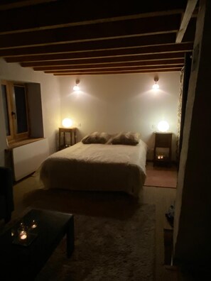 Fer et planche à repasser, accès Internet