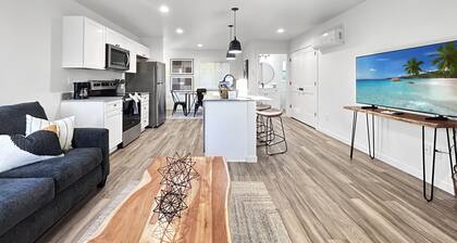 The Maverick Haus Close to CMU