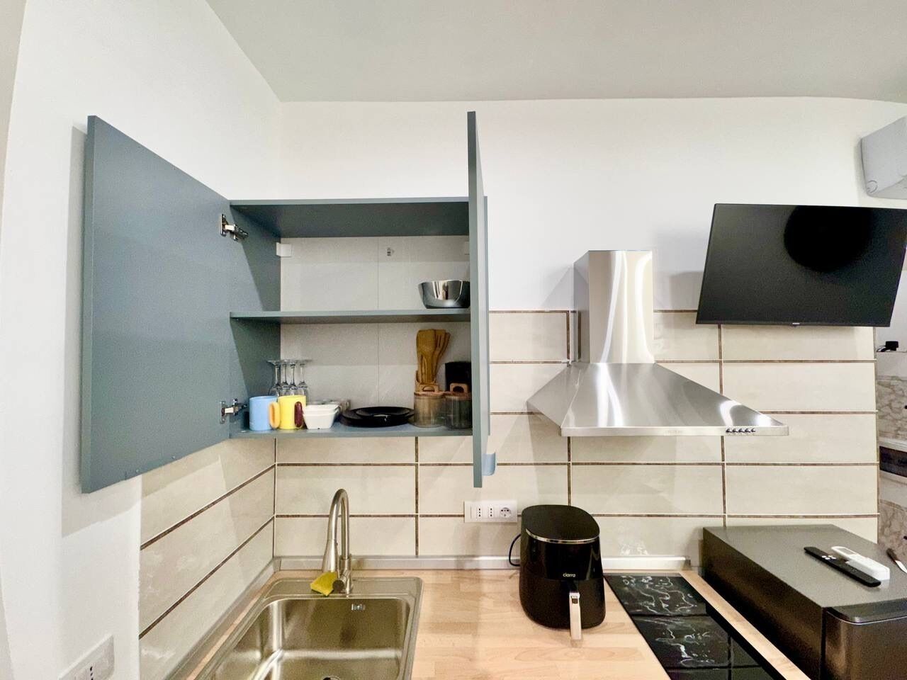 Microonde, forno, piano cottura