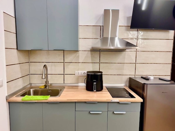 Microwave, oven, stovetop