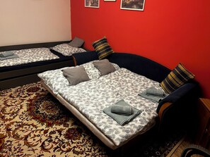 2 chambres, fer et planche à repasser, accès Internet