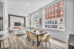Dining - Luxe Flat w/ Heated Pool & Sauna • Gym•Heart of DT (Cleveland)