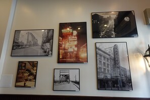 Reception - The Guesthouse Vancouver Downtown (Vancouver)