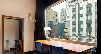 The Guesthouse Vancouver Downtown