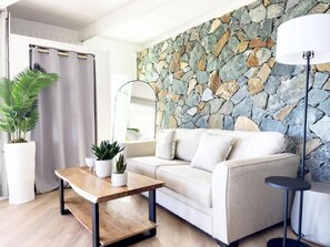 تلفزيون، مكتب