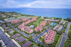 Exterior - Beachfront Bliss | Walk to Sand, Pool, Restaurants (Kihei)