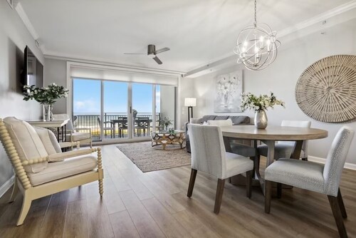 Oceania 302 Beachfront Condo • Ocean Views • Pool & Gym • Jacksonville Beach