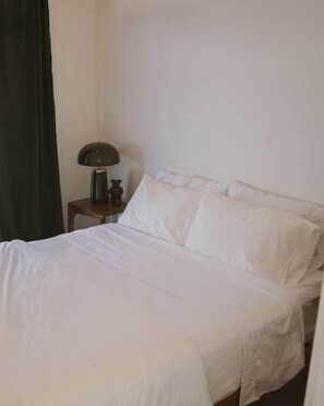 2 室のベッドルーム、アイロン / アイロン台、WiFi