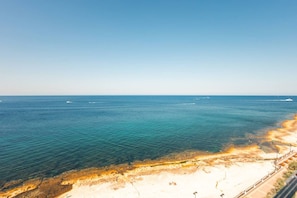 Beach - De Redin Collection / Suite No.11 / Ocean Views (Sliema)