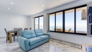 Immagine non classificata, 5 di 38, pulsante