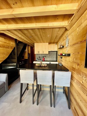 Microwave, oven, stovetop, dishwasher - Apartment Duplex Cocoon 6 Pers Pied des Pistes (Les Belleville)
