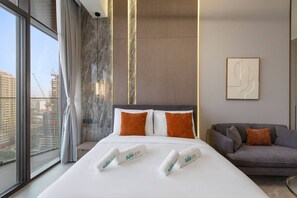 Desk, iron/ironing board, travel cot, WiFi - Stylish Comfort Studio in Westwood Grande (Jumeirah Village Circle (JVC))
