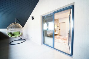 Svaja ApartHotel 4 | Een strijkplank/strijkijzer, gratis kabelinternet