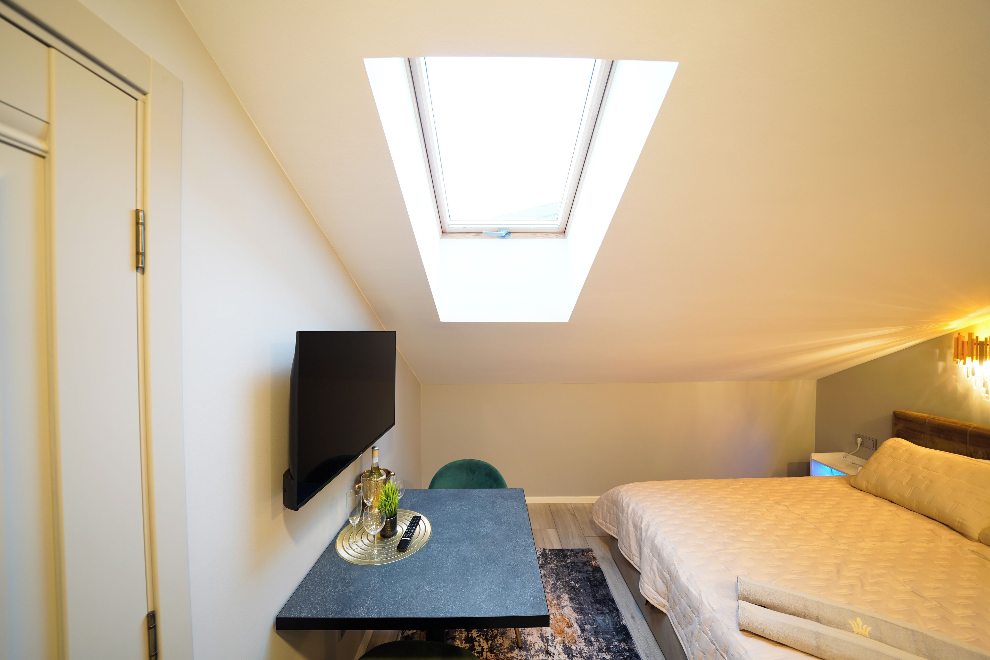 Svaja ApartHotel 6 | Tabla de planchar con plancha y Internet por cable gratuito