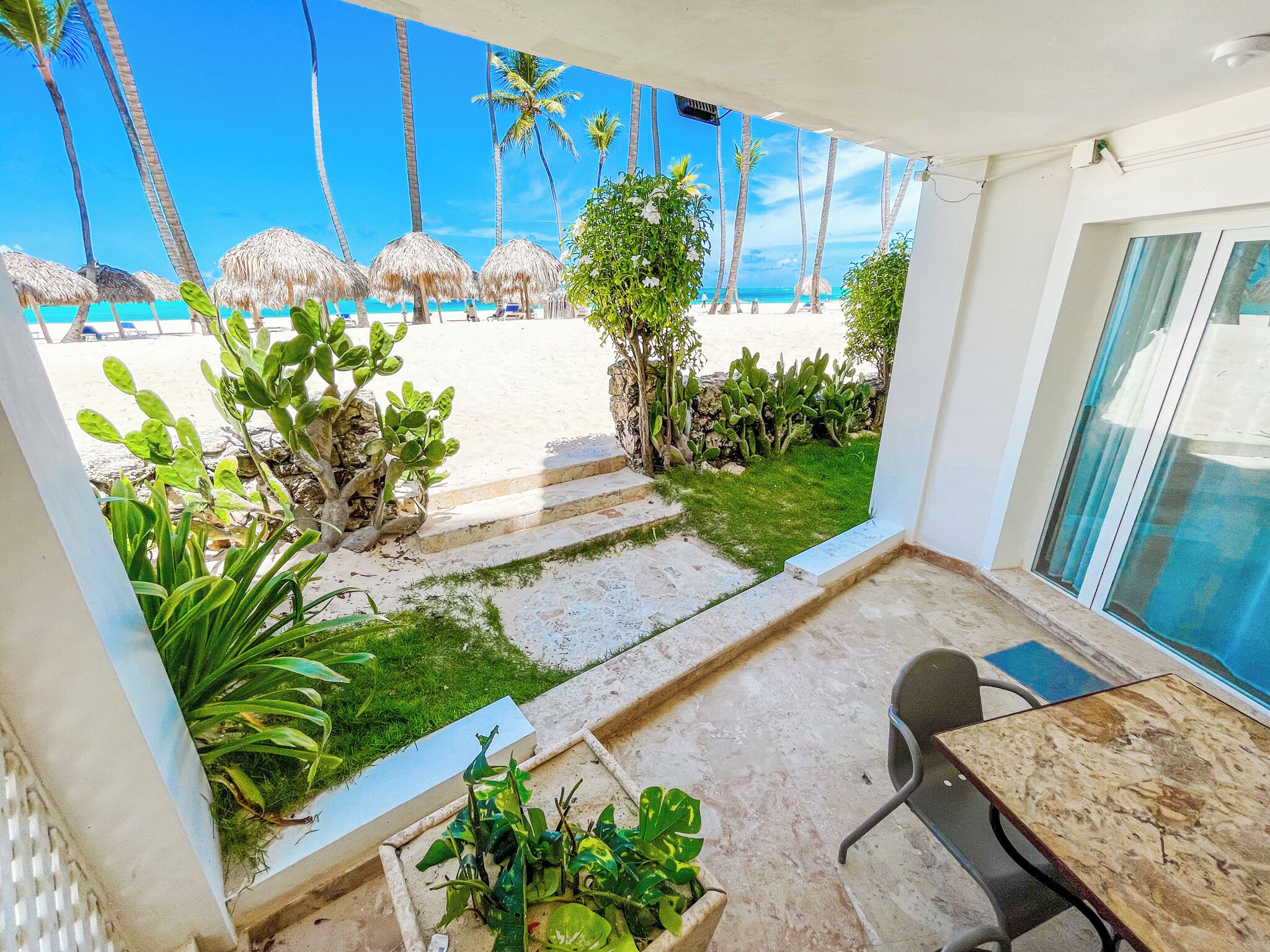 Deluxe Apartment, Ocean View, Beachfront | View from room