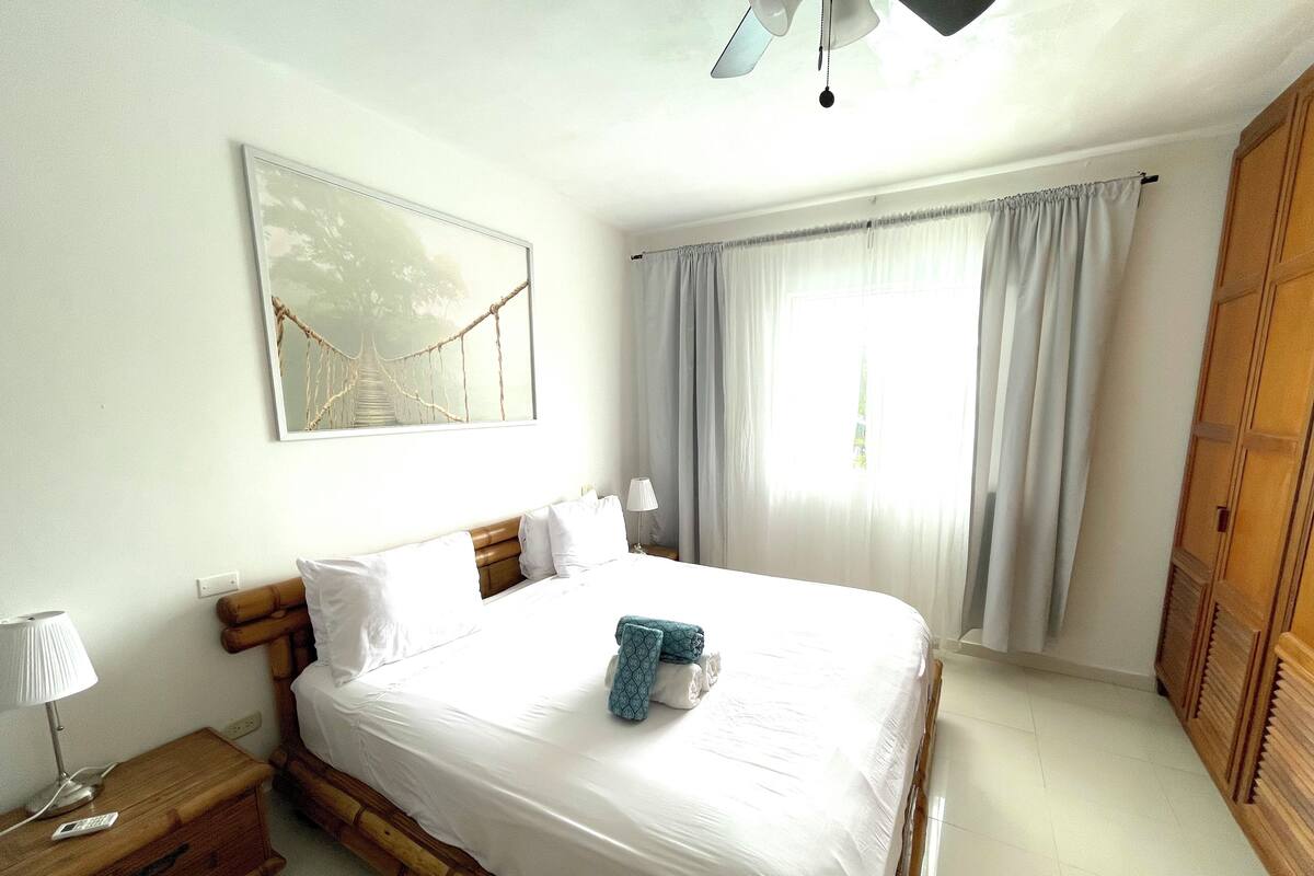 Family Penthouse, 3 Bedrooms, Poolside | In-room safe, free WiFi, bed sheets