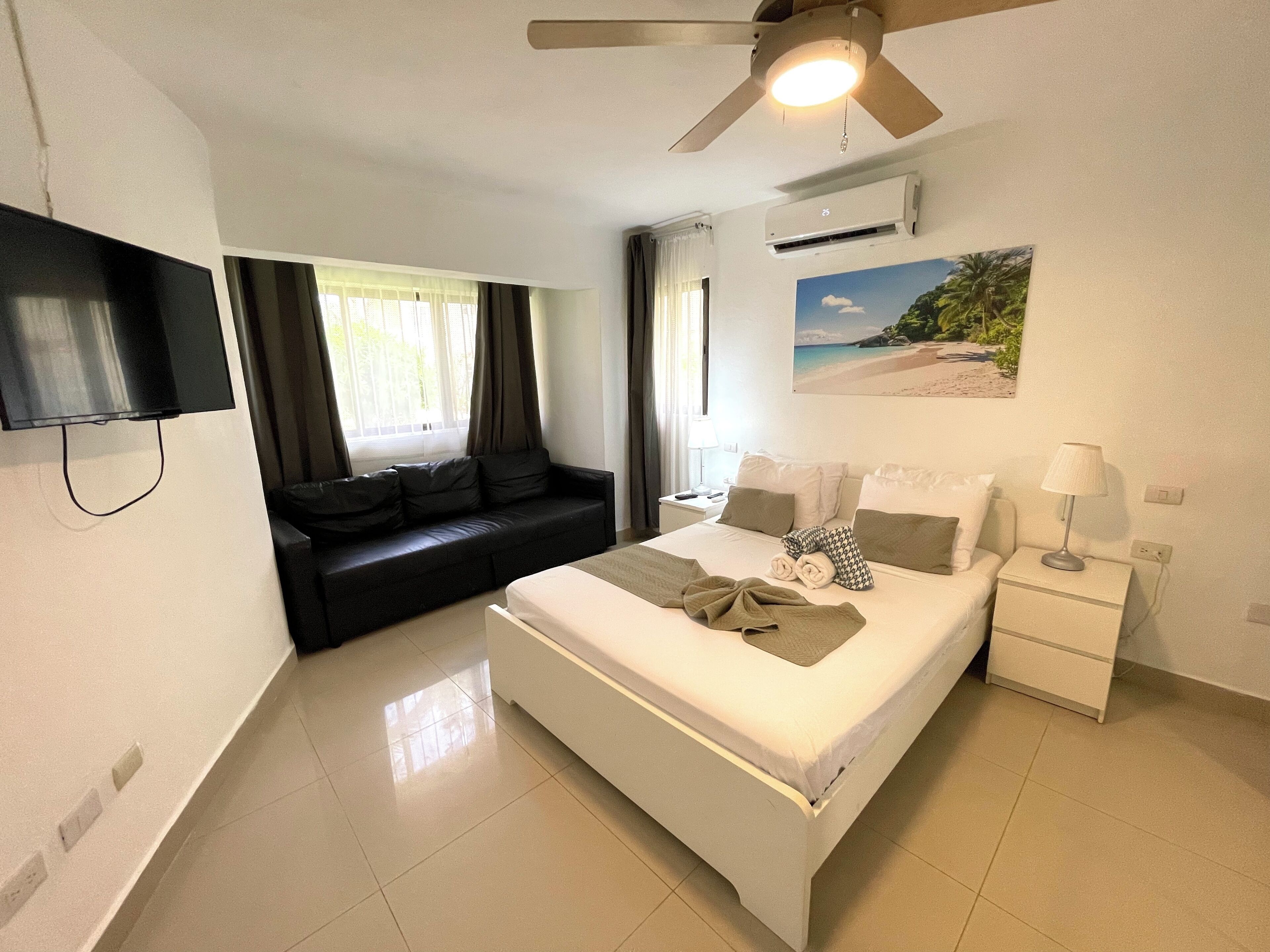 Coffres-forts dans les chambres, Wi-Fi gratuit, draps fournis