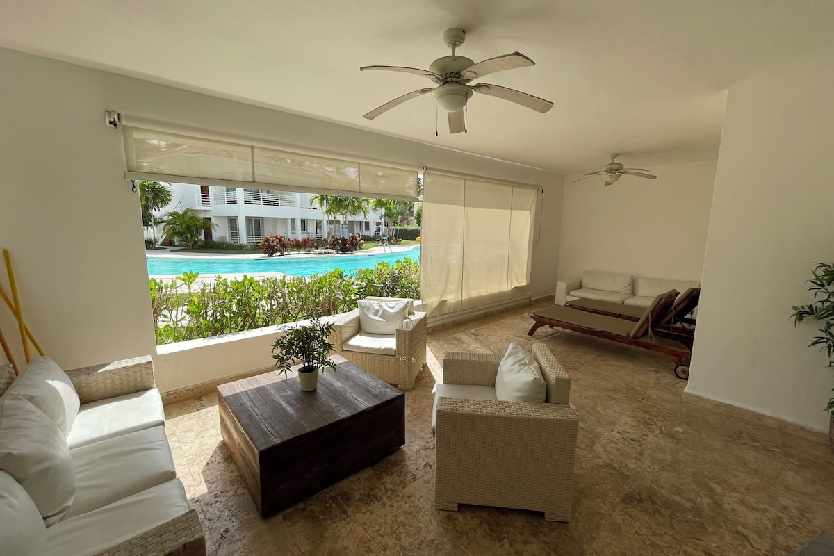 Departamento superior, 2 habitaciones, junto a la alberca | Terraza o patio