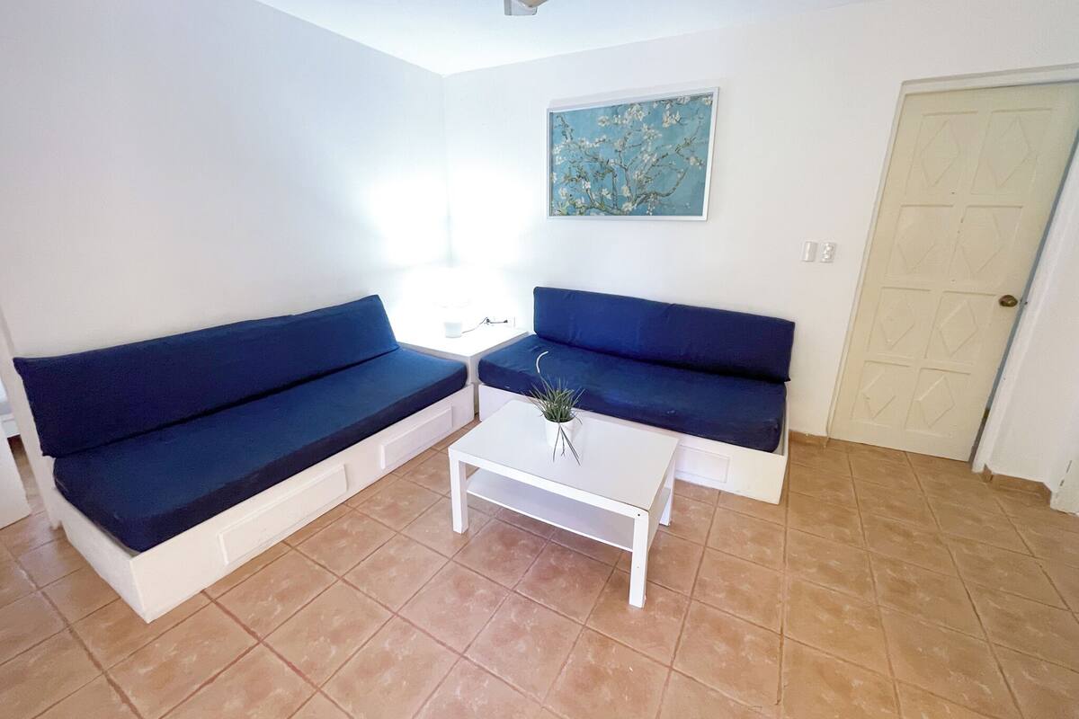 Classic Villa, 2 Bedrooms, Garden View | Living area | 32-inch flat-screen TV with cable channels