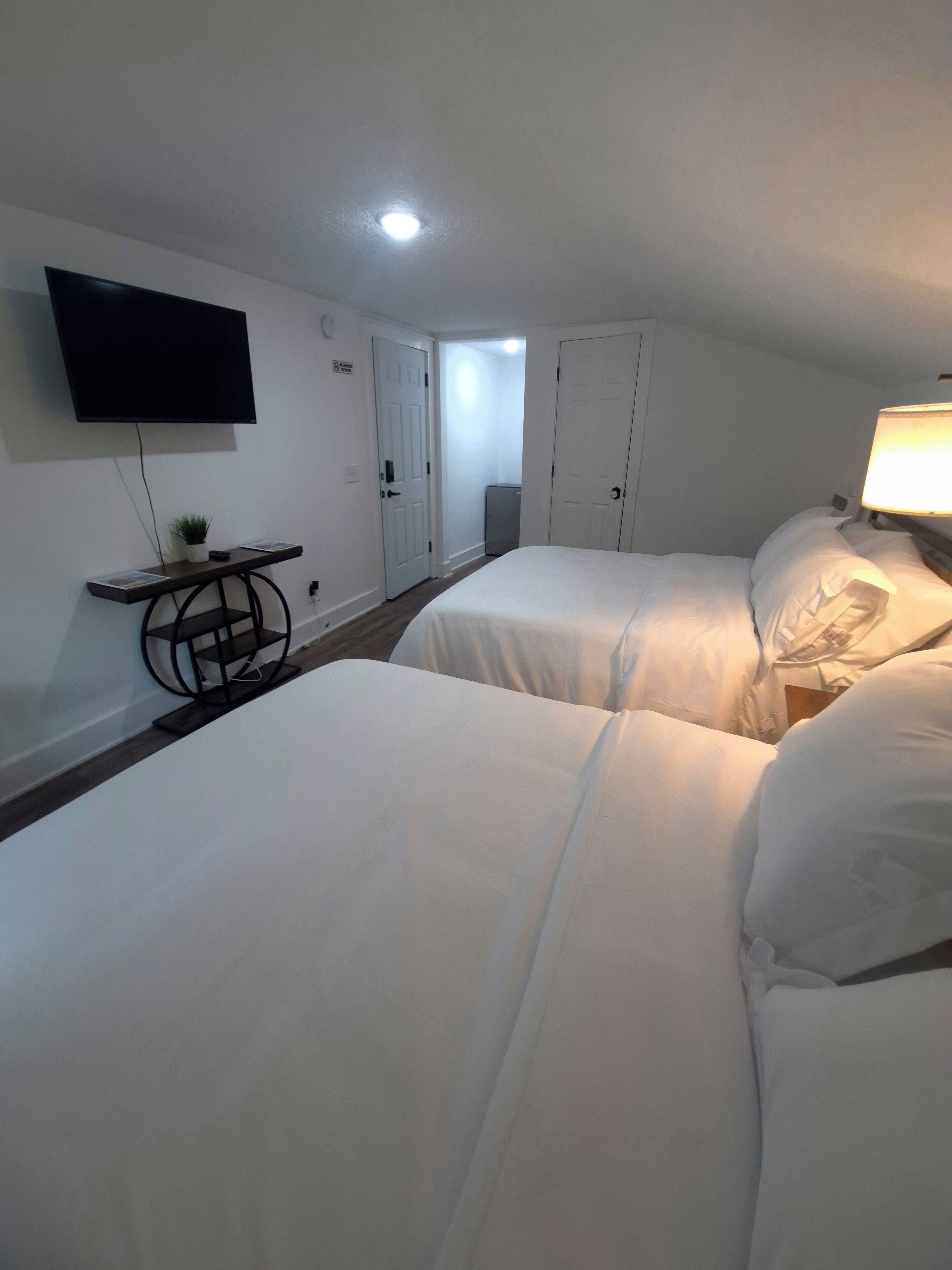 Iron/ironing board, free WiFi