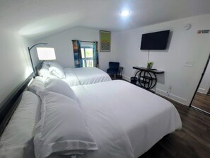 Zimmer, 2 Doppelbetten, Nichtraucher