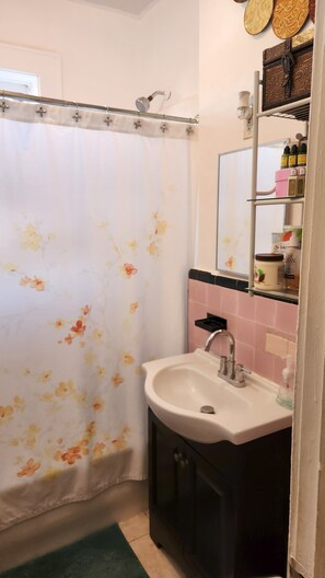 Håndklæder, Sæbe, Toiletpapir