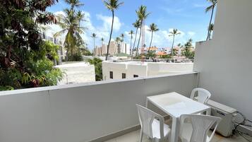 Deluxe Studio, Non Smoking, Air conditioning | Terrace/patio