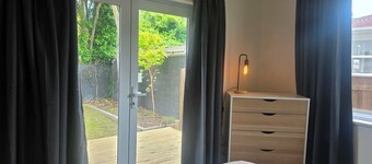 Delightful 2-bedroom house with AC in Palmerston North