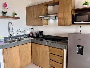 Microwave - Centrally located loft 80 steps away from Santa Lucia - Monterrey Downtown - (Monterrey)