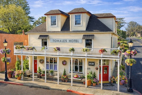 Tomales Hotel