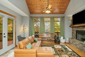 TV connectée, cheminée