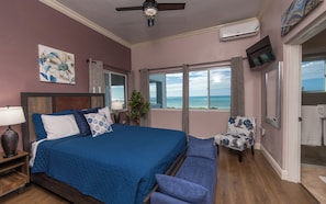 Deluxe Single Room, Partial Sea View | In-room safe, desk, iron/ironing board, free WiFi - Majestic Heights Bed & Breakfast (Treasure Beach)