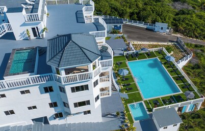 Majestic Heights Bed & Breakfast