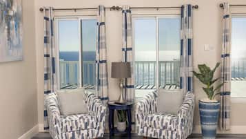 Cobertura superluxo, vista para o mar | Área de estar