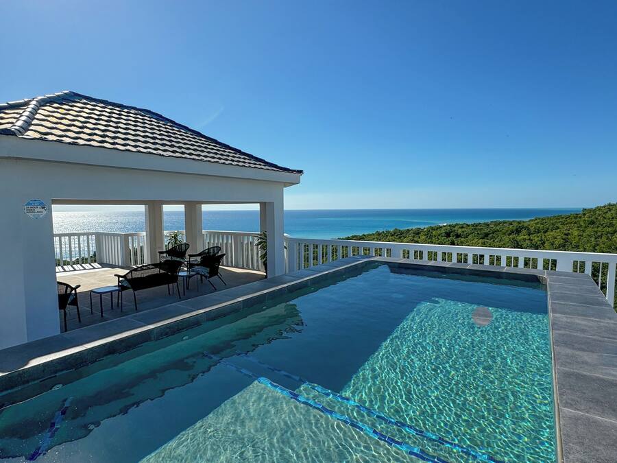 2 outdoor pools, pool umbrellas, pool loungers