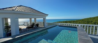 Majestic Heights Bed & Breakfast