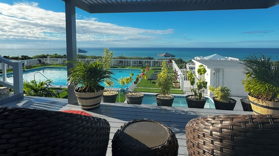 Majestic Heights Bed & Breakfast