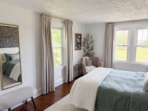 3 chambres, fer et planche à repasser, Wi-Fi, draps fournis