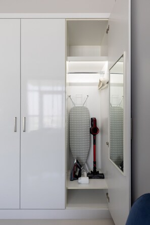 Apartment - Artesia C- 1705 Studio (Dubai)