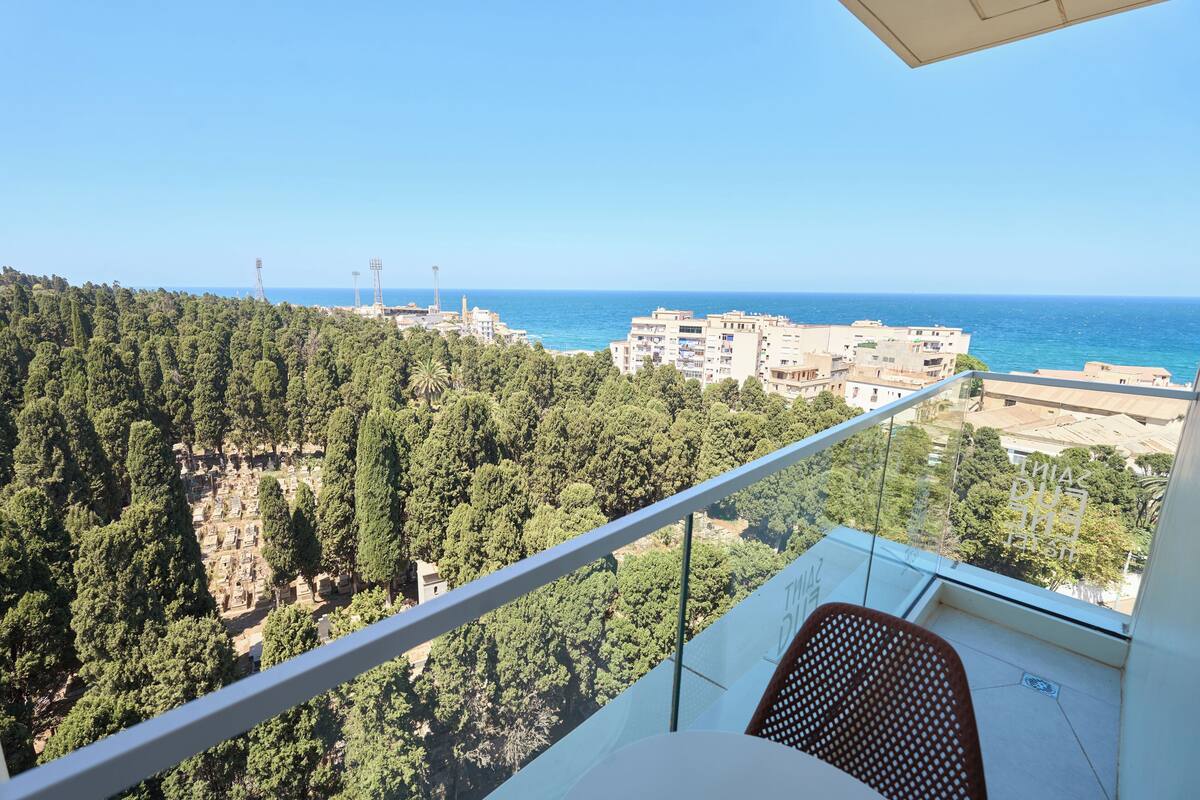 Coffres-forts dans les chambres, bureau