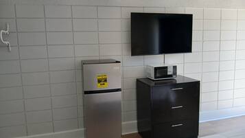 Desk, laptop workspace, free WiFi