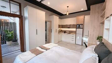 Superior Double Room, 1 Queen Bed, Patio, Ground Floor | Iron/ironing board, free WiFi