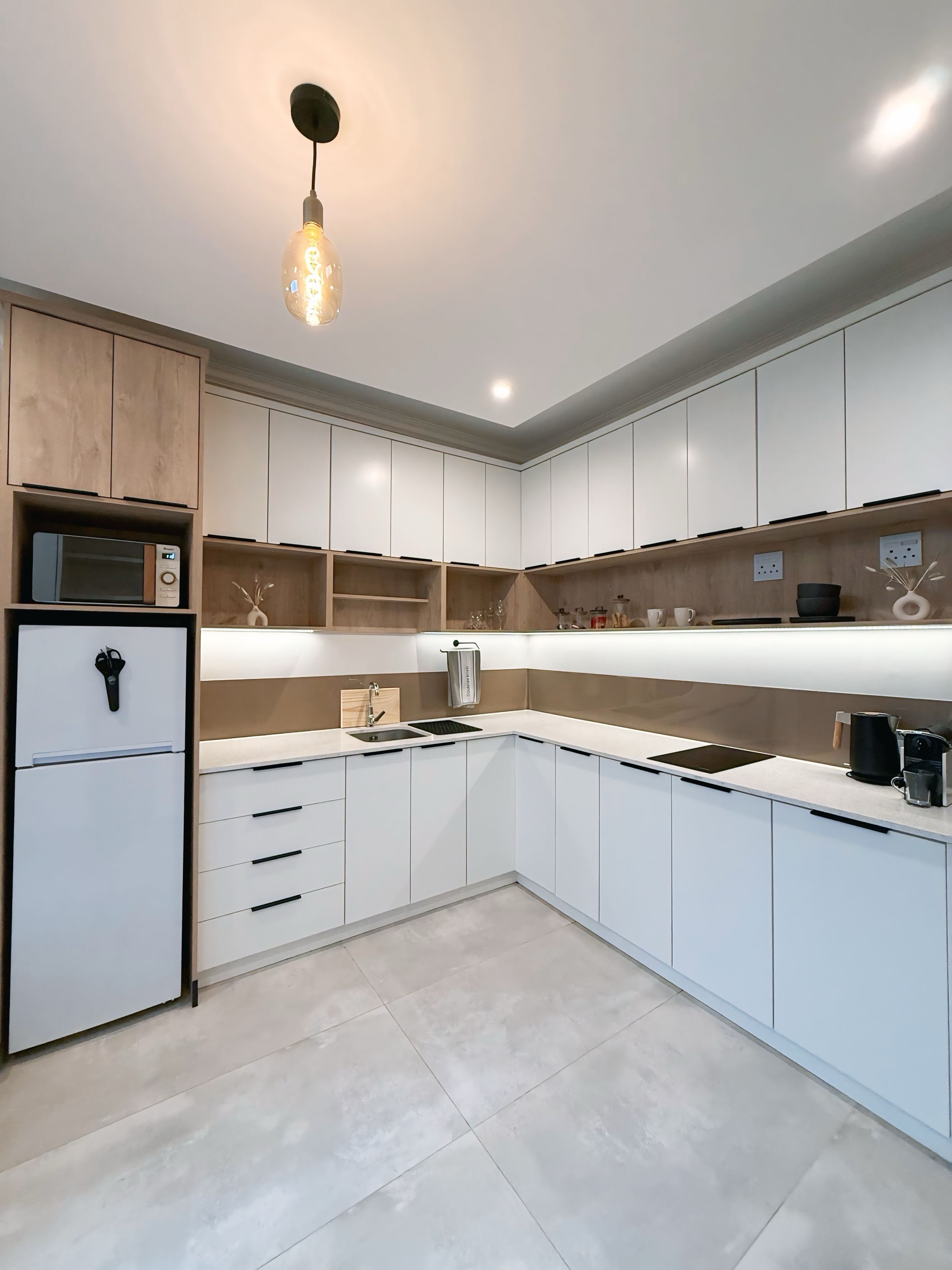 Superior Apartment, Patio, Ground Floor | Private kitchen | Espresso maker, coffee/tea maker, electric kettle