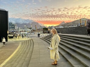 Couples dining - Three Anchor Heart (Cape Town)