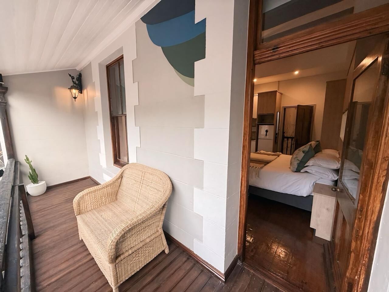 Quarto casal superior, 1 cama King, sacada | Terraço/pátio